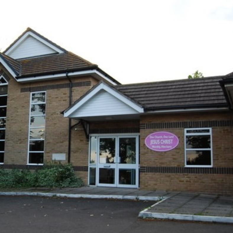 Tonbridge Methodist Church outside view